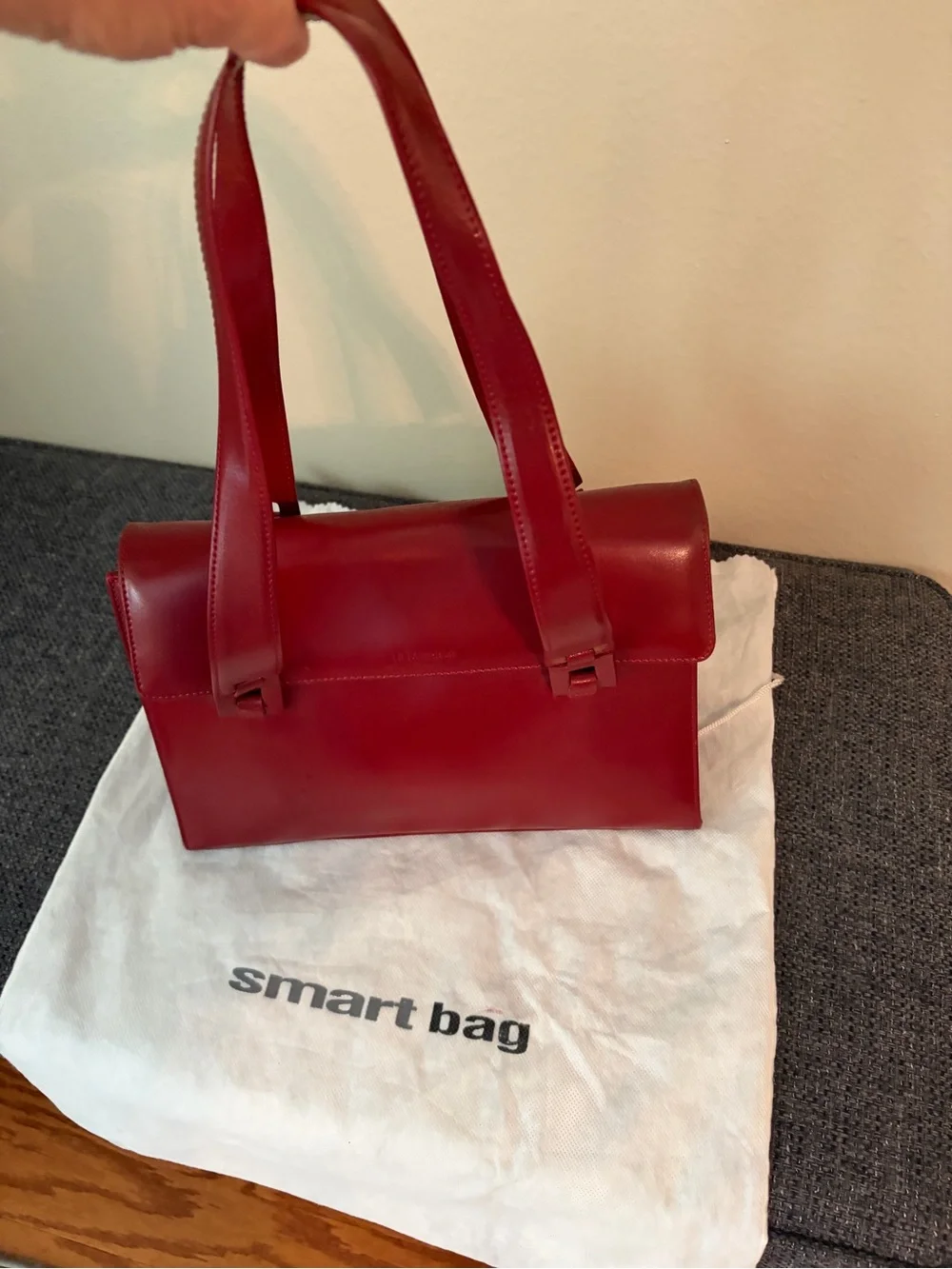 Le Tanneur Leather Handbag in Dark Red - Picture 3 of 15